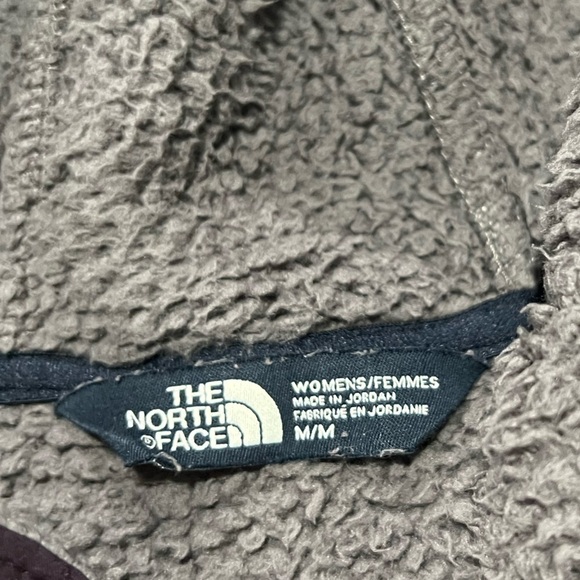 Women's The North Face Plush Faded Purple Hoodie Fleee Pullover Jacket - Picture 4 of 6